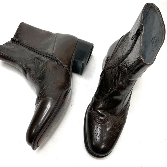 Vintage Botany 500 Patent Leather Wingtip Boots main image 5